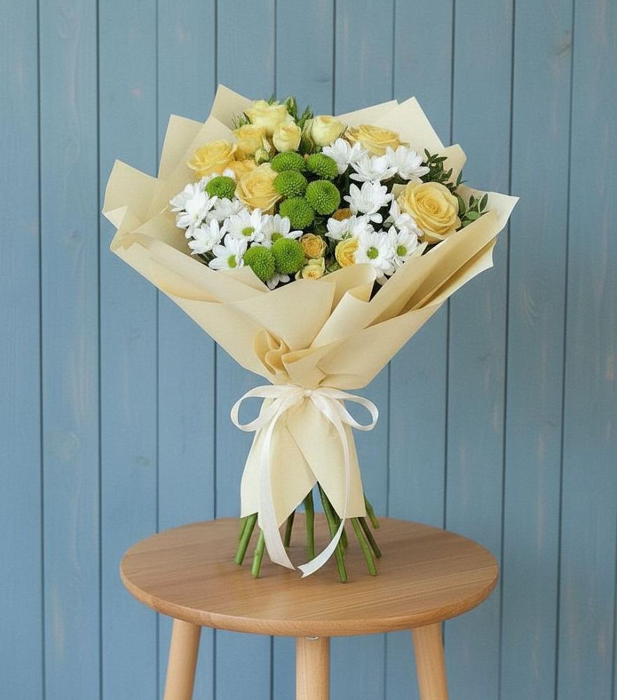 Букет Луч солнца в Удельной Букет цветов из: Хризантемы и Розы в Удельной