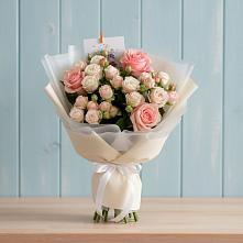 Букет цветов из:  Розы #REPLACE_PRED# Удельной